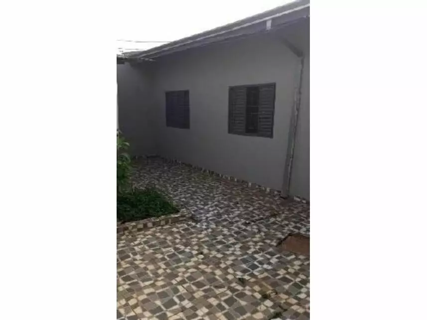 Casa à venda em leilão - leilão extrajudicial - Araras SP - lance mínimo R$ 330.000