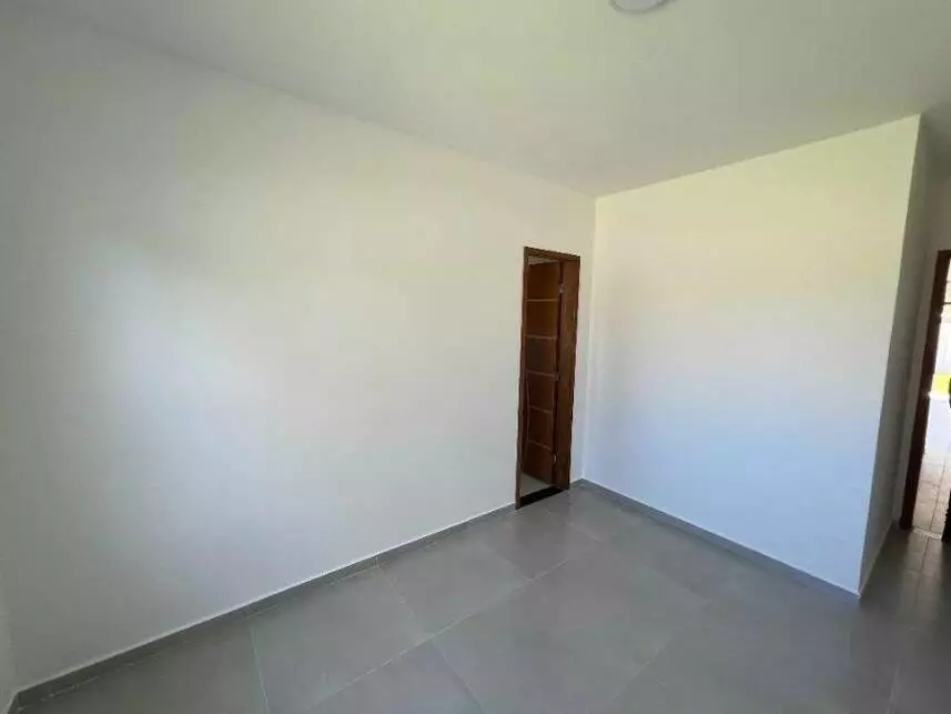 Casa à venda em leilão - leilão extrajudicial - Maricá RJ - lance mínimo R$ 237.300