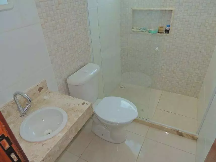 Casa à venda em leilão - leilão extrajudicial - Campos dos Goytacazes RJ - lance mínimo R$ 121.752