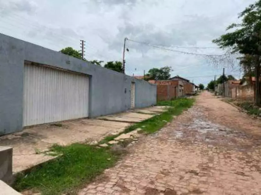 Casa à venda em leilão - leilão extrajudicial - Timon MA - lance mínimo R$ 212.400