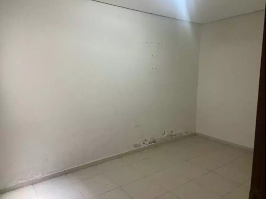 Casa à venda em leilão - leilão extrajudicial - Vitória de Santo Antão PE - lance mínimo R$ 325.620