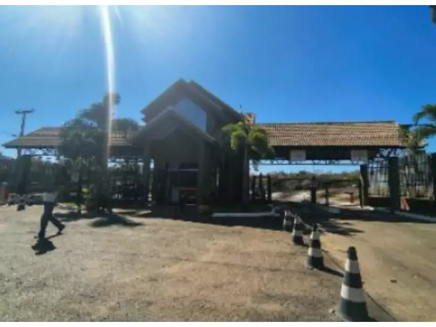 Terreno à venda em leilão - leilão extrajudicial - Caldas Novas GO - lance mínimo R$ 180.631