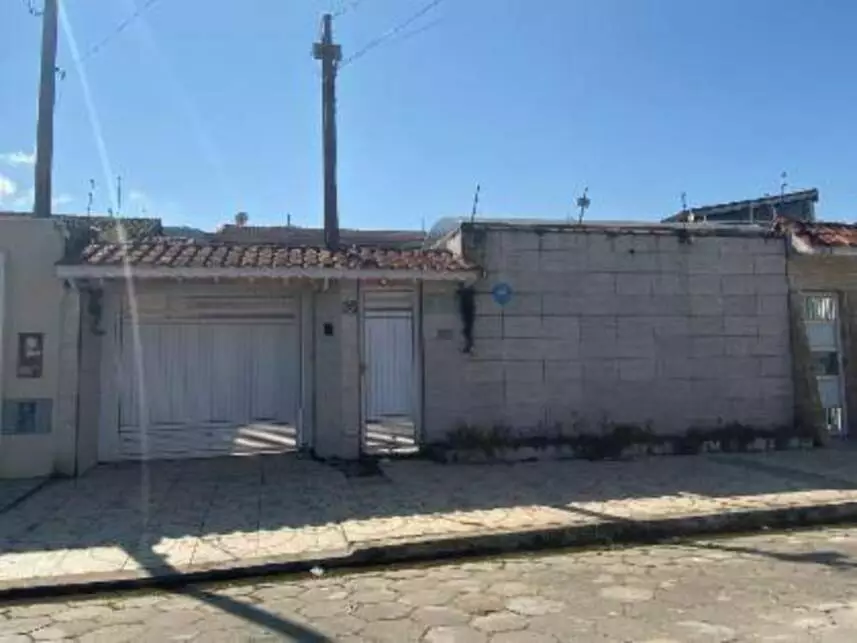 Casa à venda em leilão - leilão extrajudicial - Mongaguá SP - lance mínimo R$ 356.440