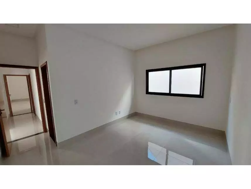 Casa à venda em leilão - leilão extrajudicial - Trindade GO - lance mínimo R$ 722.880