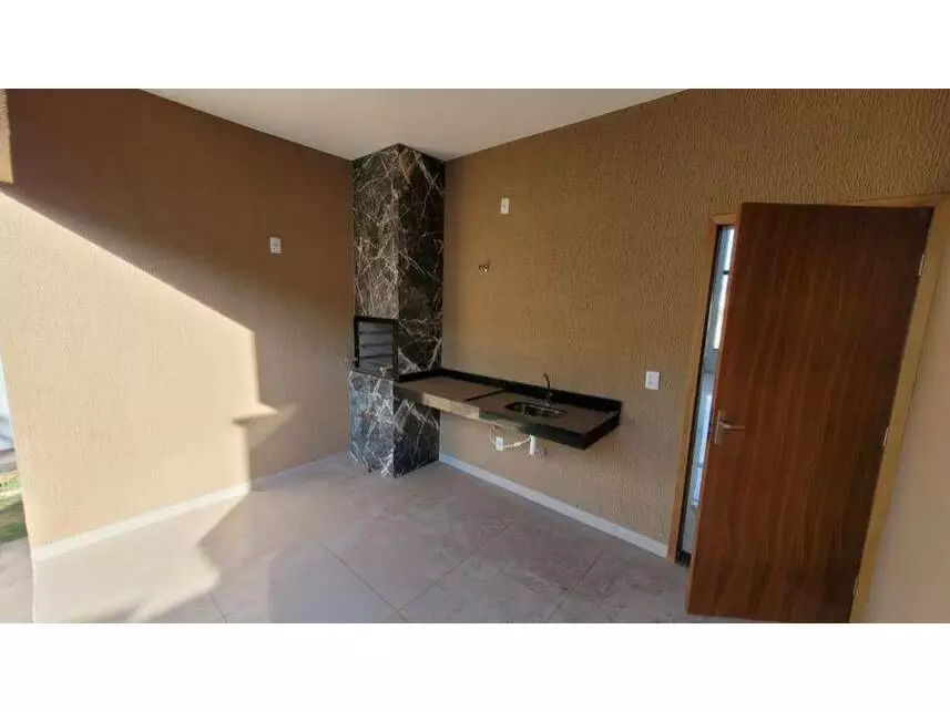 Casa à venda em leilão - leilão extrajudicial - Senador Canedo GO - lance mínimo R$ 246.456