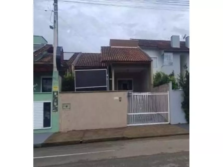 Casa à venda em leilão - leilão extrajudicial - Jaraguá do Sul SC - lance mínimo R$ 212.800