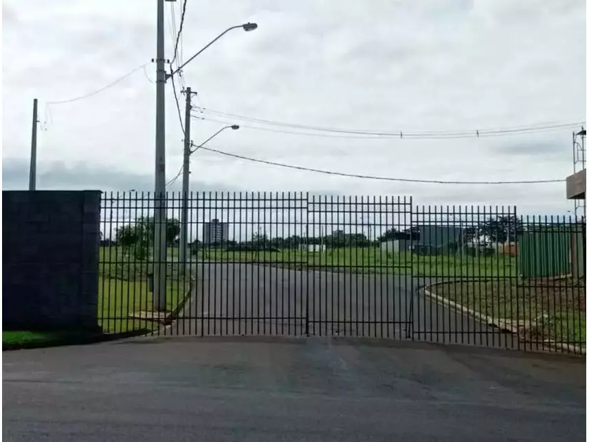 Casa à venda em leilão - leilão judicial - Ribeirão Preto SP - lance mínimo R$ 1.176.866