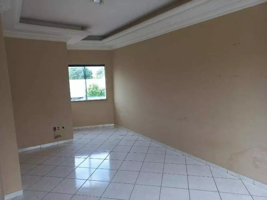 Casa à venda em leilão - leilão extrajudicial - Rondonópolis MT - lance mínimo R$ 1.087.000