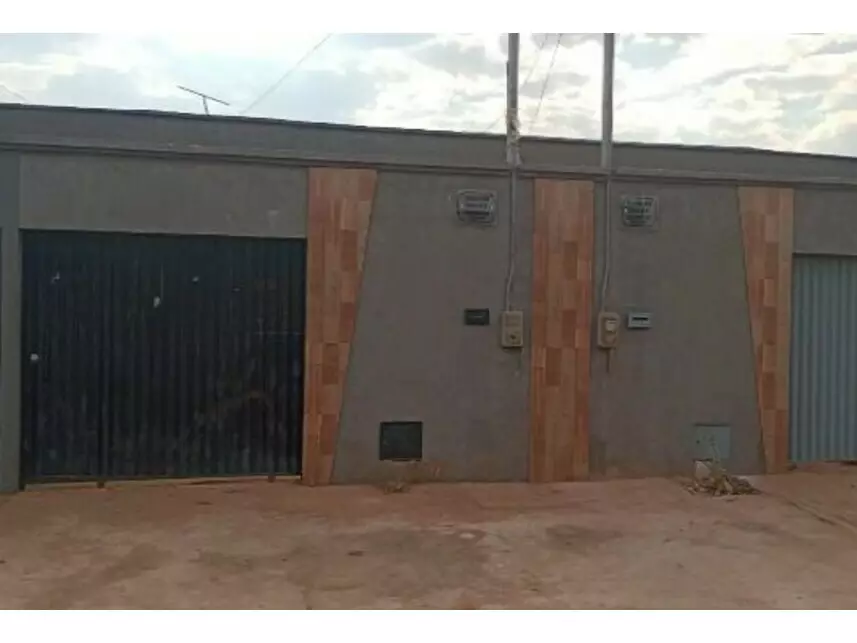 Casa à venda em leilão - leilão extrajudicial - Planaltina GO - lance mínimo R$ 40.800