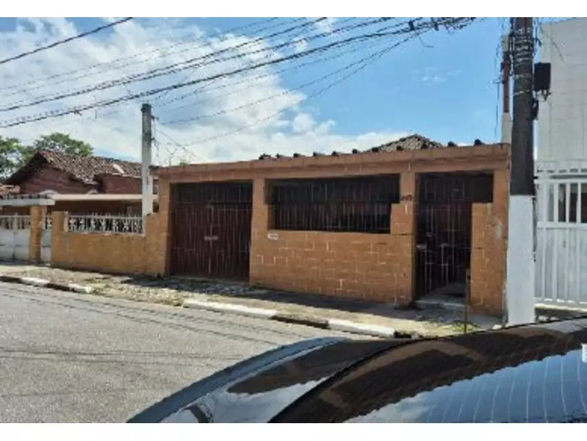 Casa à venda em leilão - leilão extrajudicial - Santos SP - lance mínimo R$ 194.855