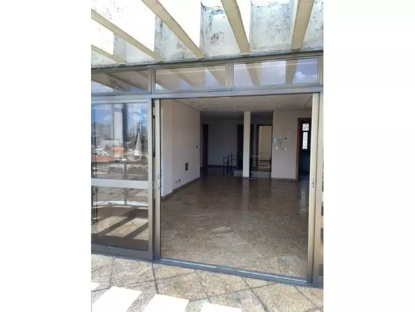 Avenida 136, s/nº, Apartamento 700, Edifício Alphaville, Setor Marista, Goiânia, GO, 74180-040