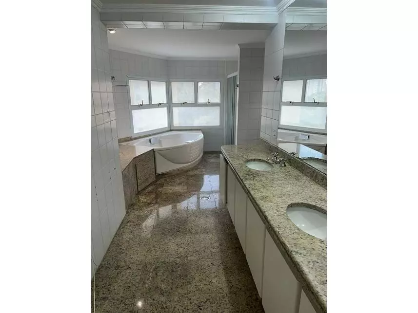 Apartamento à venda - leilão extrajudicial - São Paulo SP - lance mínimo R$ 2.100.000