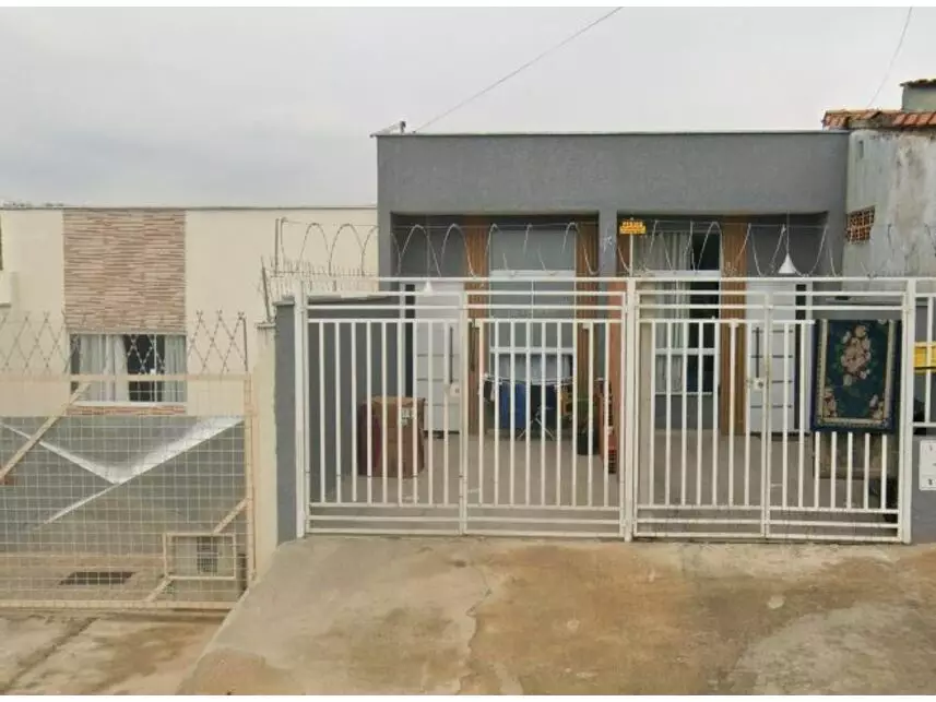 Casa à venda em leilão - leilão extrajudicial - Sorocaba SP - lance mínimo R$ 221.880