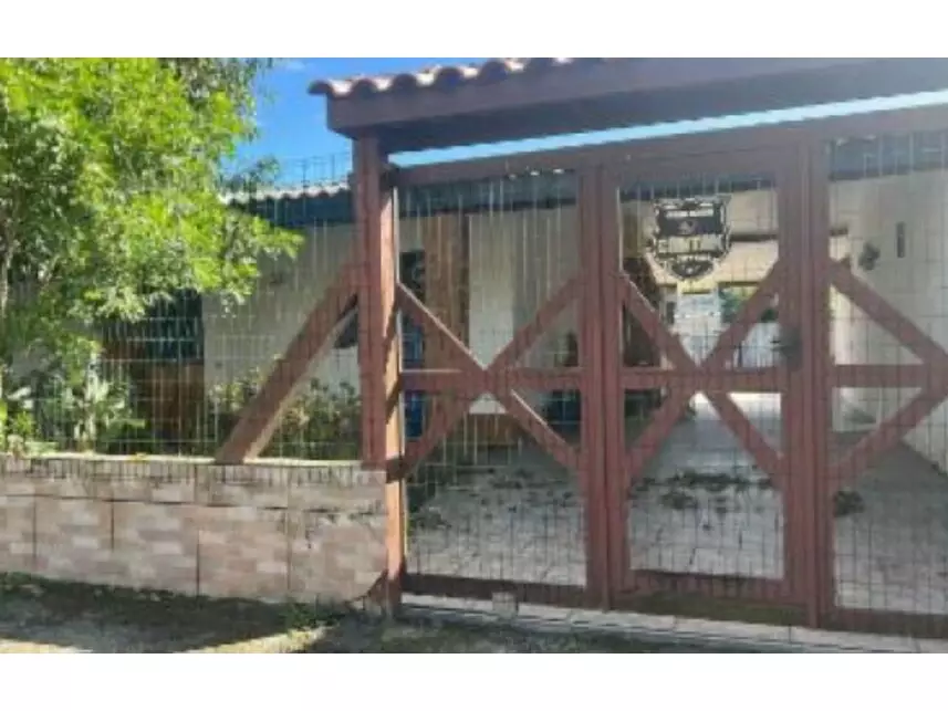 Casa à venda em leilão - leilão extrajudicial - Balneário Pinhal RS - lance mínimo R$ 147.833