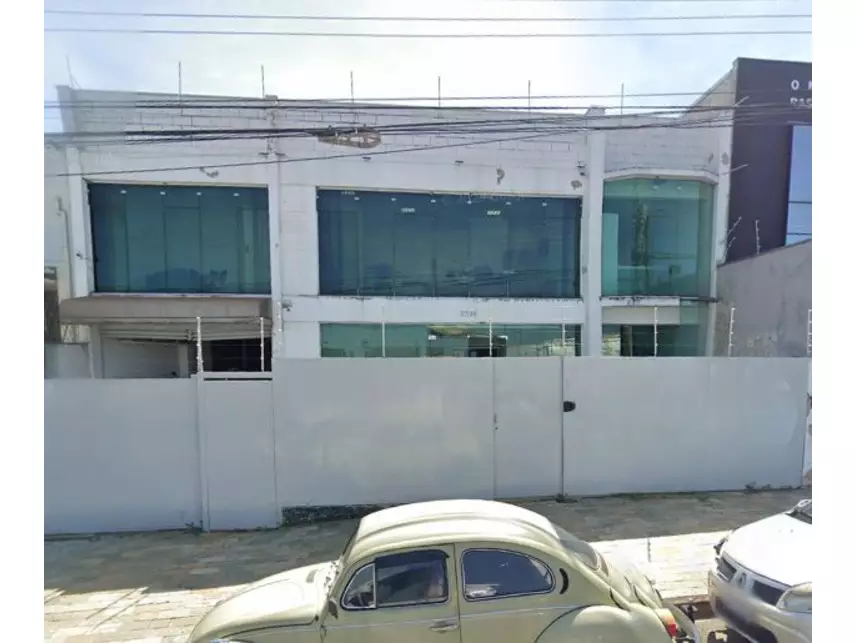 Imóvel Comercial Amplo em Leilão - Vila Anhangüera, Campinas