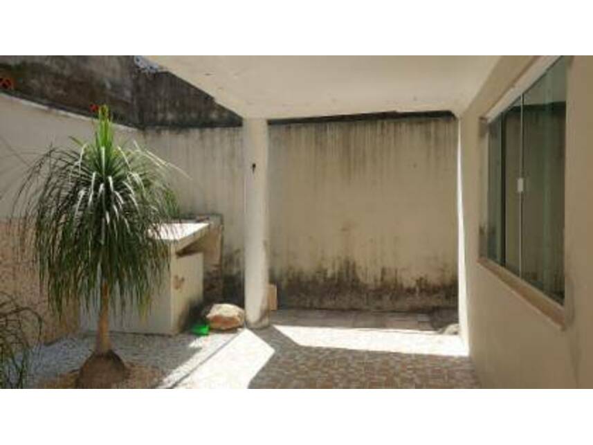 Imagem 9 do Leilão de Casa - Lagoa Redonda - Fortaleza/CE