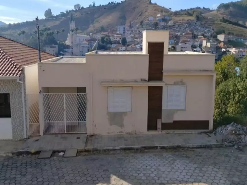Leilão de Casa Imóvel em Natércia/MG - Lance Inicial R$ 211.341 - Extrajudicial