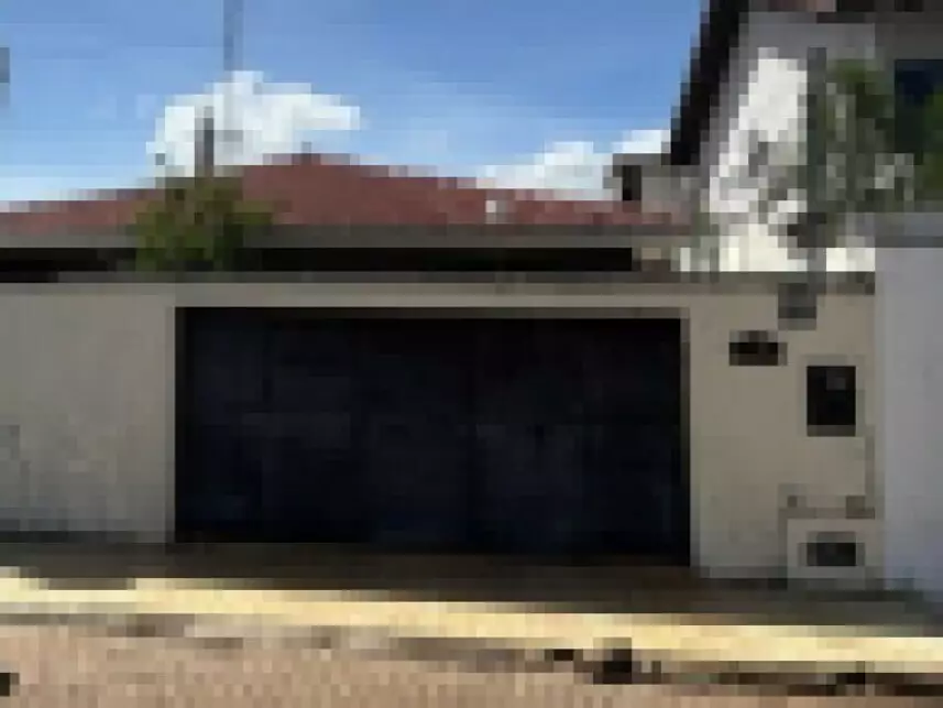 Leilão de Casa Imóvel em Inhumas/GO - Lance Inicial R$ 877.419 - Extrajudicial