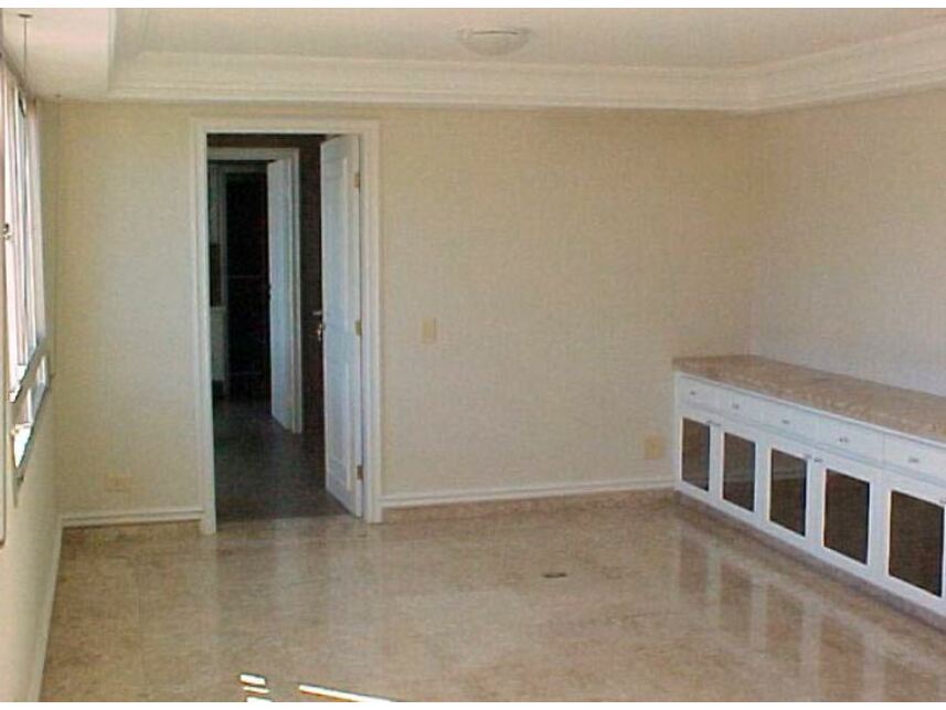 Imagem 11 do Leilão de Apartamento - Batel - Curitiba/PR