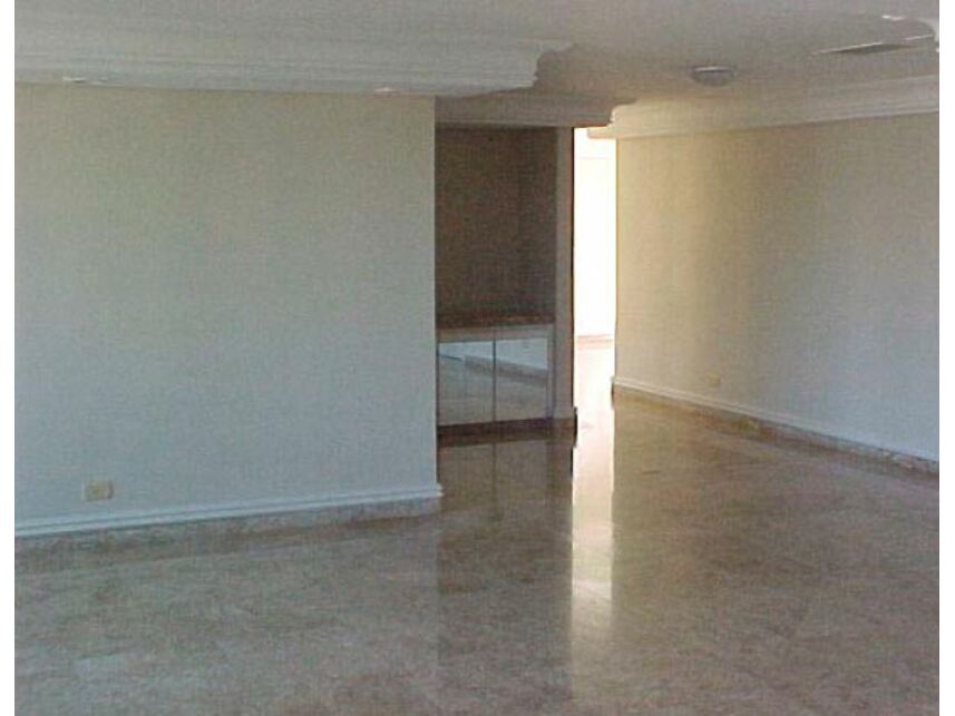 Imagem 8 do Leilão de Apartamento - Batel - Curitiba/PR