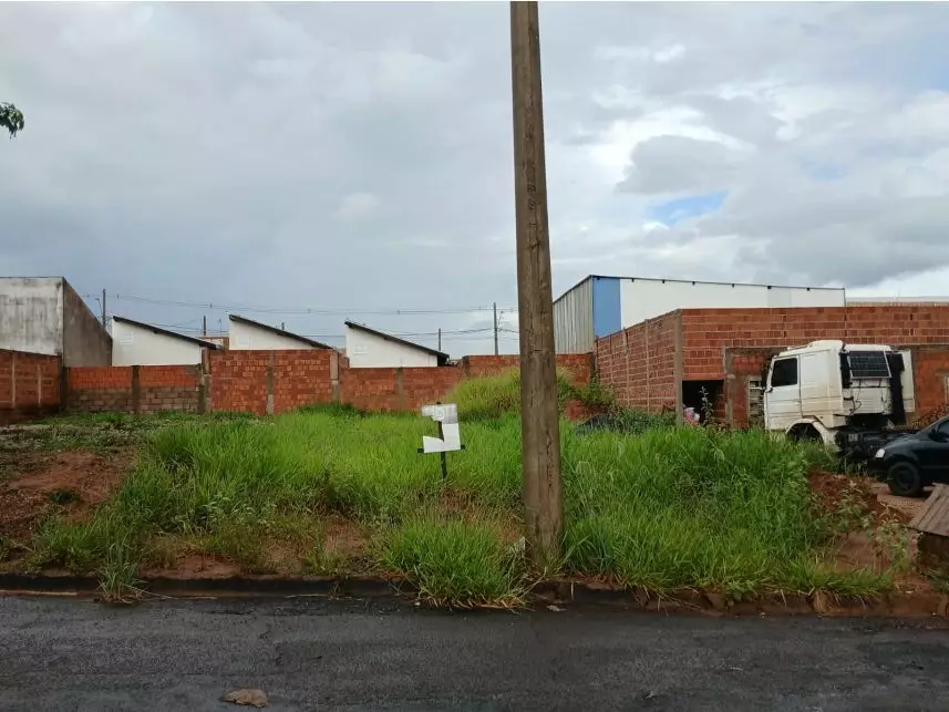 Leilão de Terreno Imóvel em Getulina/SP - Lance Inicial R$ 27.479 - Judicial