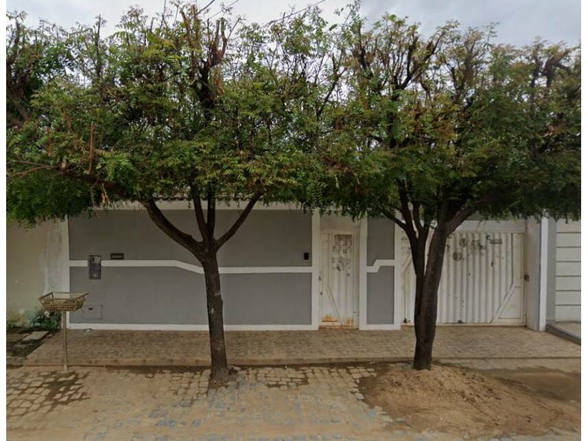 Imagem 1 do Leilão de Casa - Centro - Antigo Aabb - Santa Maria da Vitória/BA