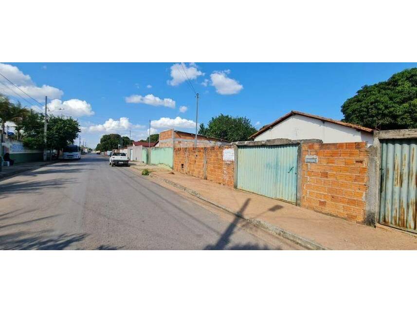 Imagem 2 do Leilão de Casa - Rutilante - Urucuia/MG