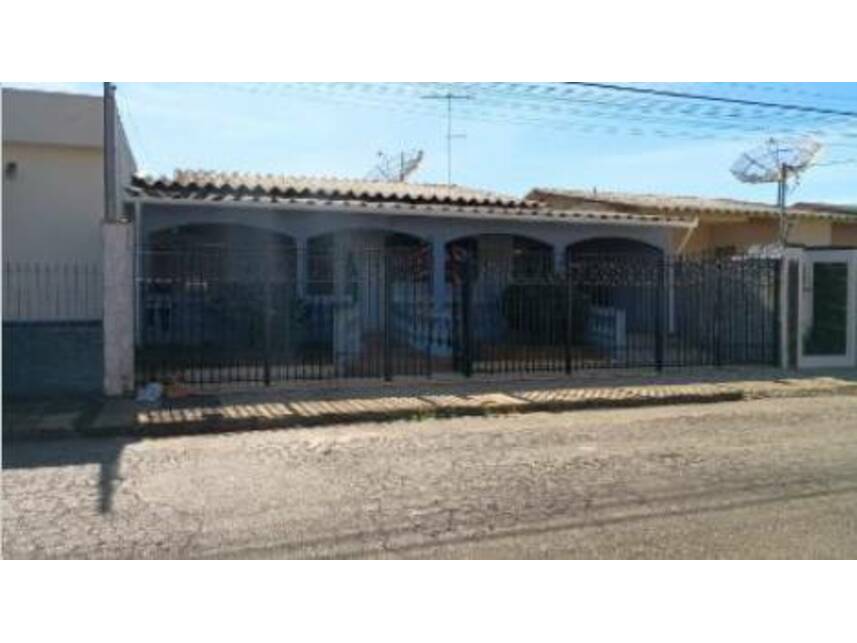 Imagem 2 do Leilão de Casa - Jardim América - Três Corações/MG