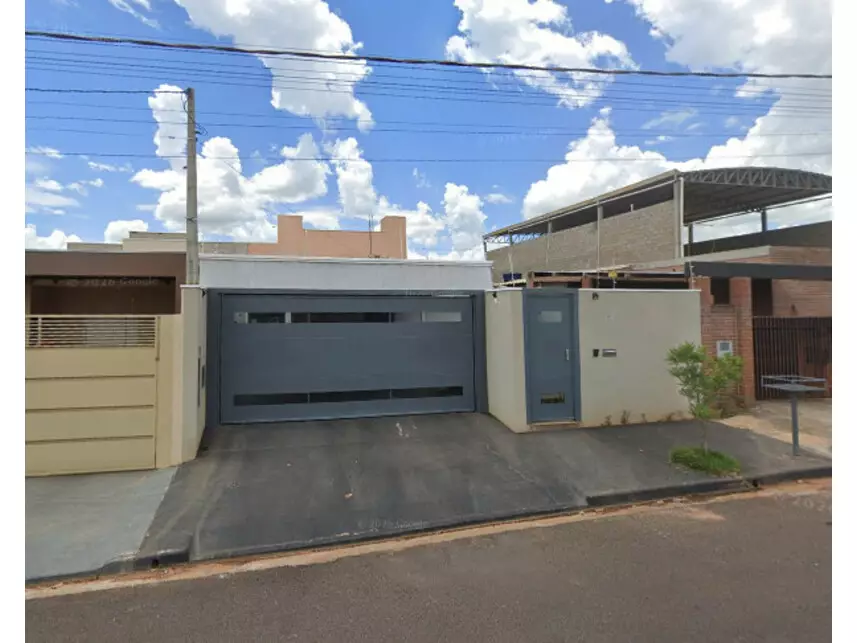 Leilão de Casa Imóvel em Votuporanga/SP - Lance Inicial R$ 200.213 - Extrajudicial