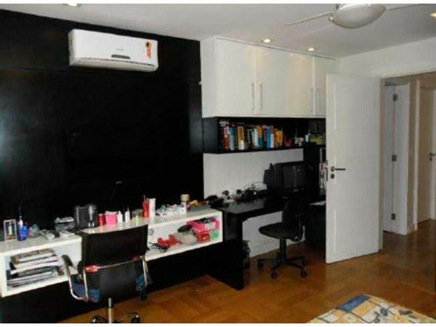 Imagem 7 do Leilão de Casa - Parque Tupinambás - Niterói/RJ