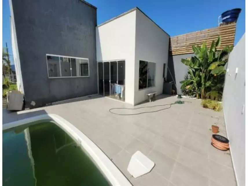 Leilão de Casa Imóvel em Araranguá/SC - Lance Inicial R$ 615.000 - Extrajudicial