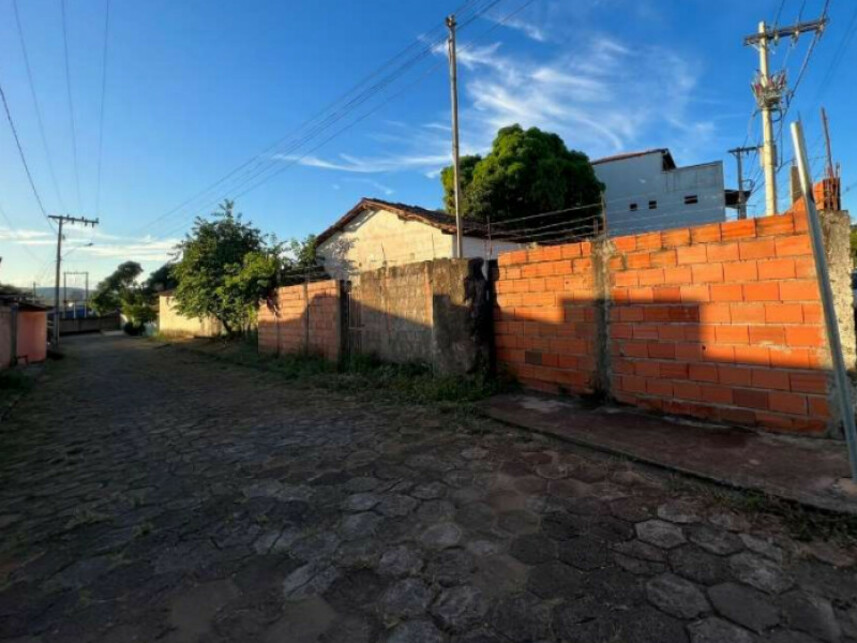 Imagem 1 do Leilão de Terreno - Padre Emiliano - Minas Novas/MG