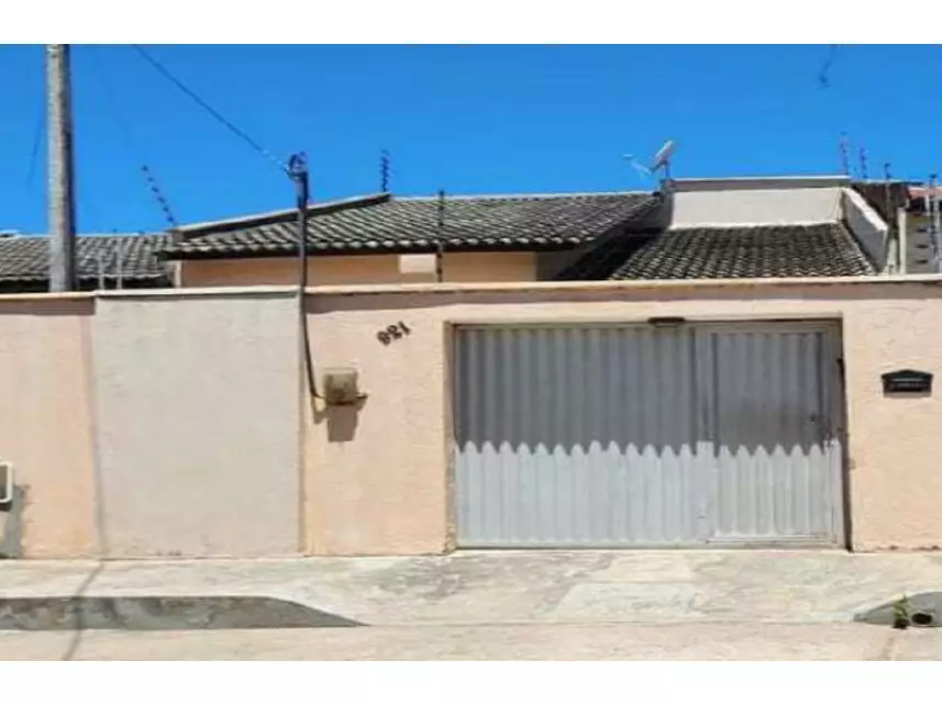 Leilão de Casa Imóvel em Aracati/CE - Lance Inicial R$ 66.000 - Extrajudicial