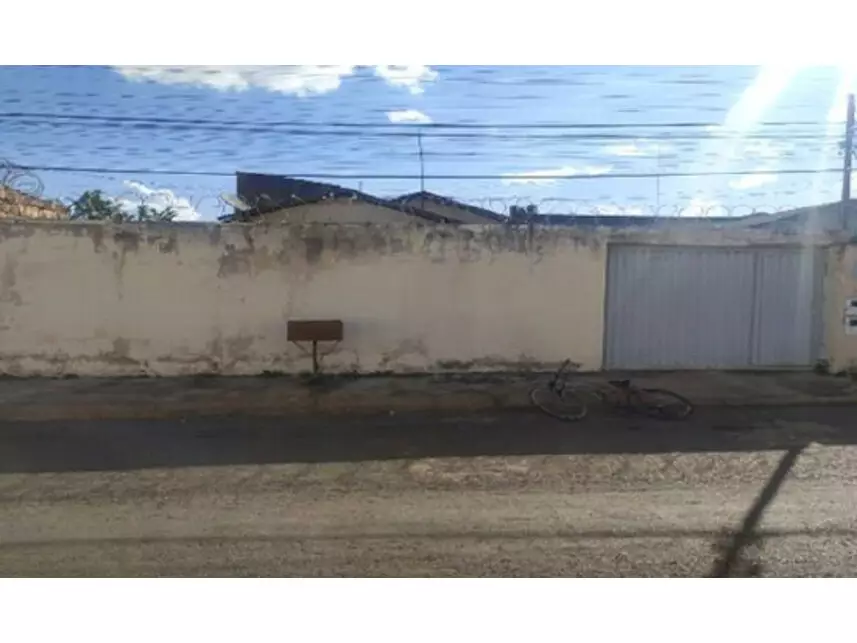 Leilão de Casa Imóvel em Valparaíso de Goiás/GO - Lance Inicial R$ 183.000 - Extrajudicial