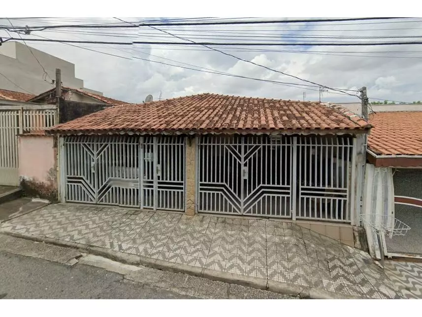 Leilão de Casa Imóvel em Taubaté/SP - Lance Inicial R$ 247.976 - Extrajudicial