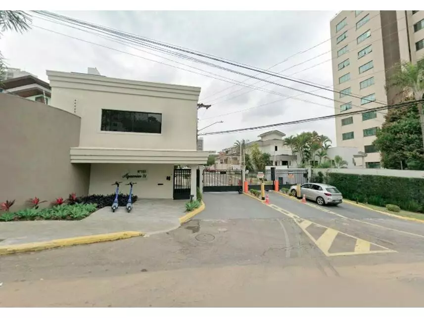 Leilão de Casa Imóvel em São José dos Campos/SP - Lance Inicial R$ 3.230.272 - Extrajudicial