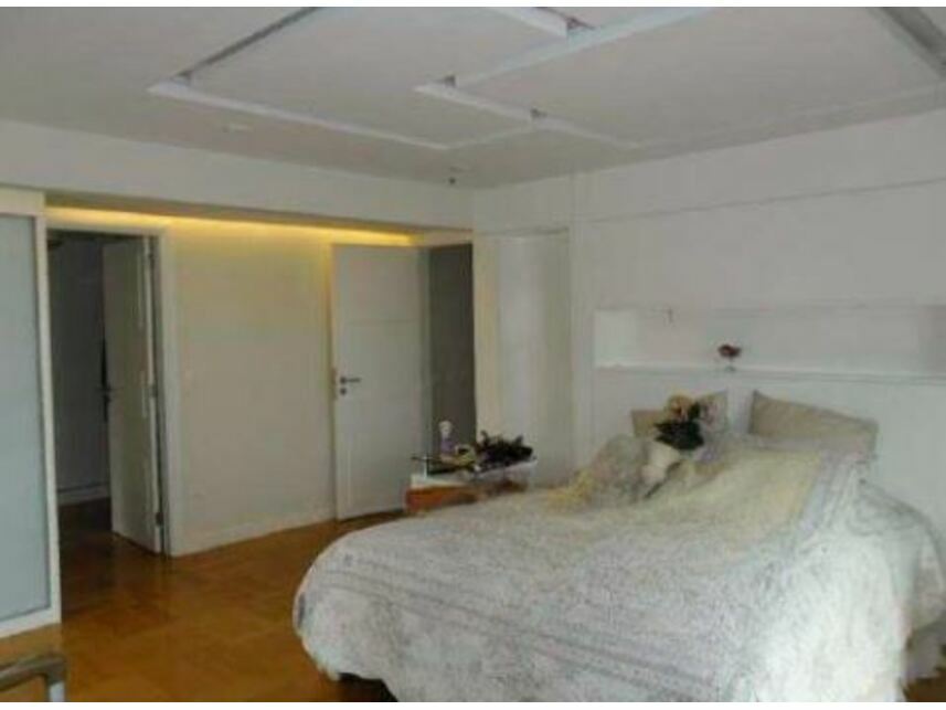 Imagem 32 do Leilão de Casa - Parque Tupinambás - Niterói/RJ