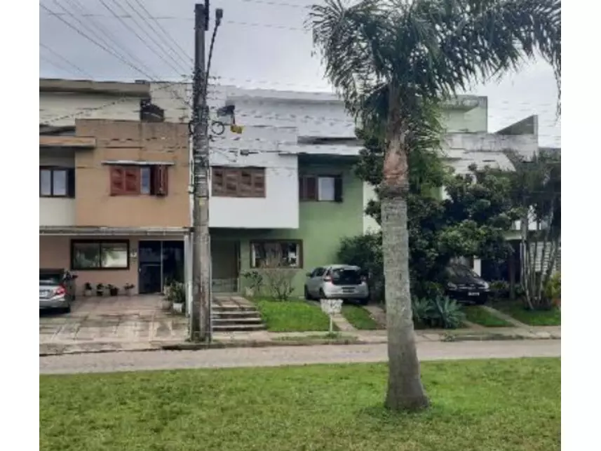 Leilão de Casa Imóvel em Porto Alegre/RS - Lance Inicial R$ 288.000 - Extrajudicial