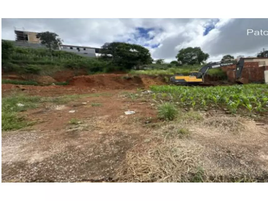 Terreno 565m² em Alto Maraba, Patos de Minas/MG