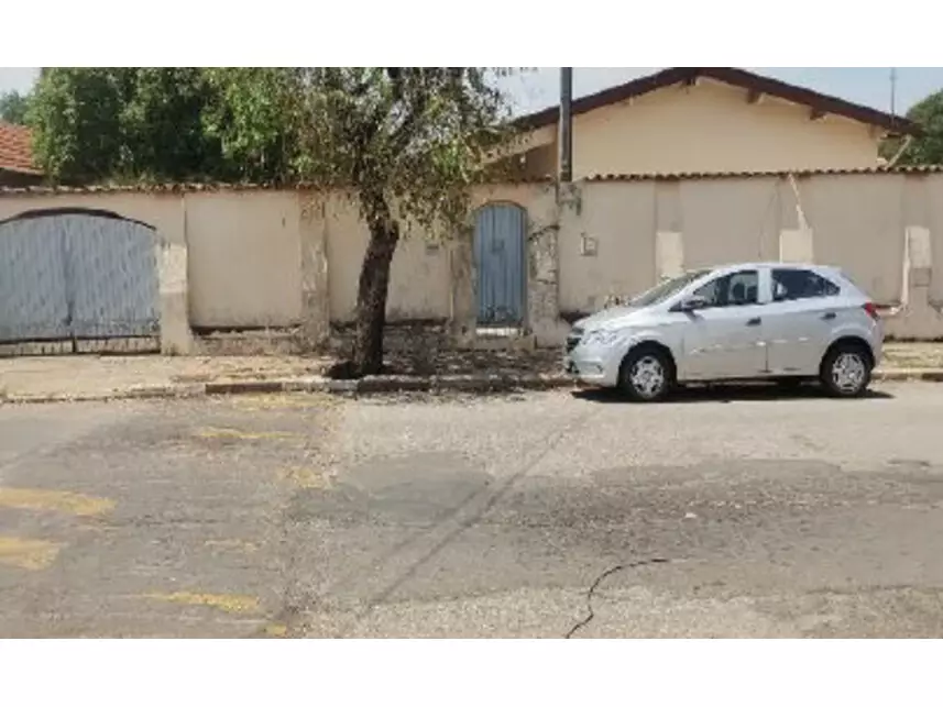 Casa 241m² em Jardim Rosa Garcia, Tatuí/SP
