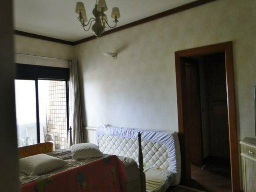 Apartamento à venda em leilão