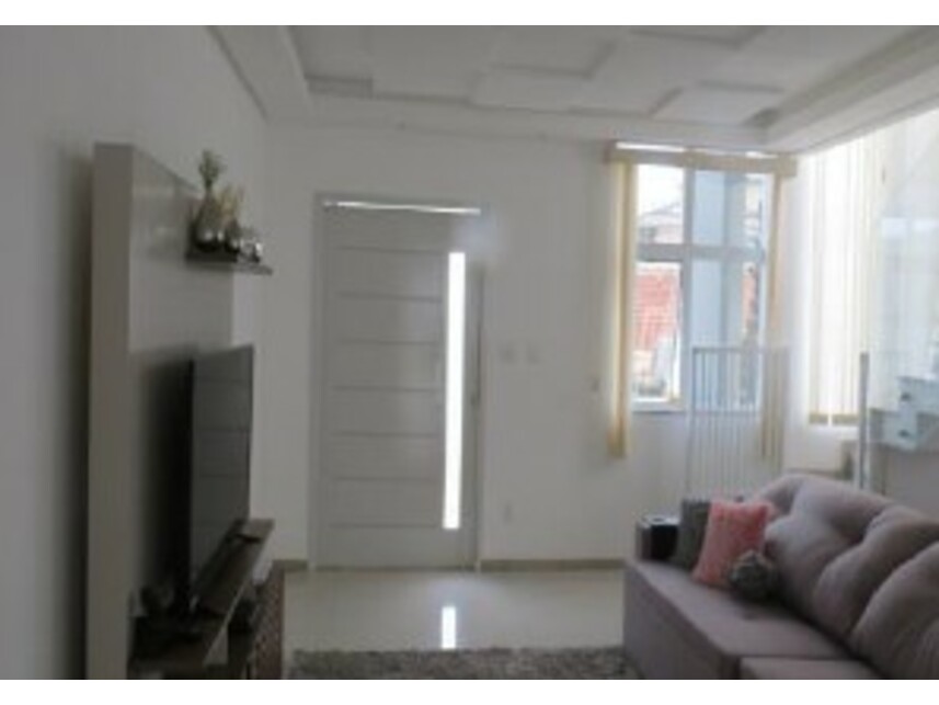 Imagem 4 do Leilão de Casa - Imboassica - Macaé/RJ