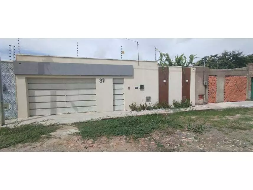Casa, Professora Maria Geli de Sá Barreto em Juazeiro do Norte, CE