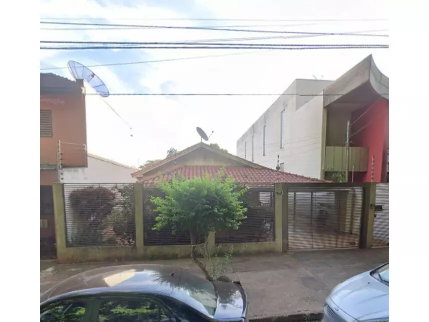 Casas, Jardim América em Dourados, MS