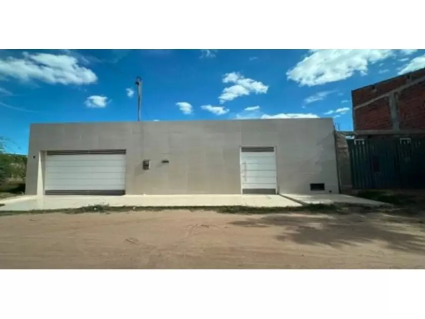 Casa, Dom Tomaz em Juazeiro, BA