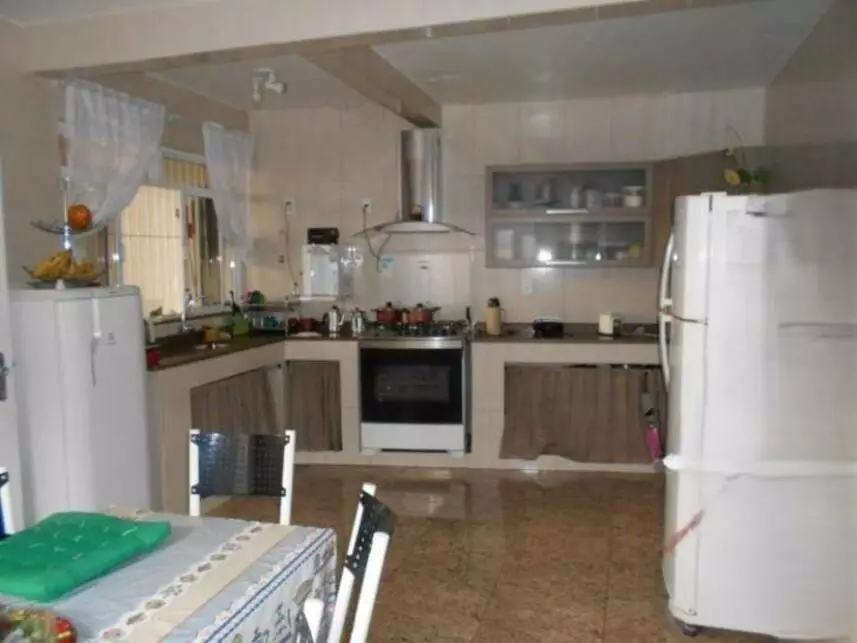 Casa, Jardim Vinte e Cinco de Agosto em Duque de Caxias, RJ