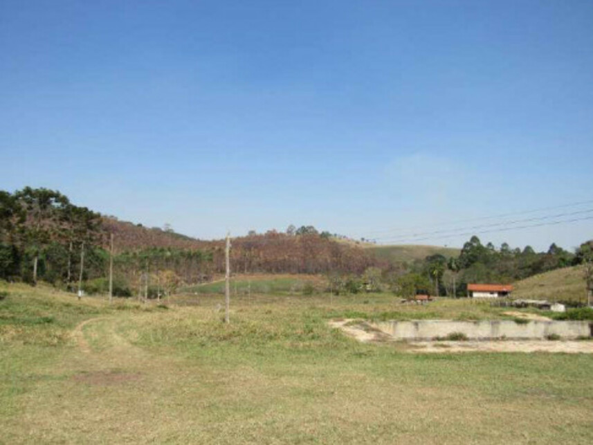 Imagem 7 do Leilão de Gleba com benfeitorias - Quatro Cantos - Nazaré Paulista/SP