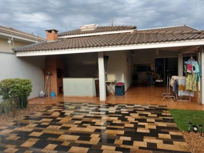 Rua Paulino Pessoto, 162, Cidade Jardim, Bariri, SP, 17253158