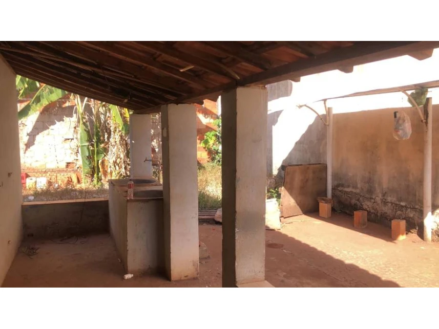 Rua Alarico Novais, 187, Lagoa Azul Ii, Ituiutaba, MG, 38307506