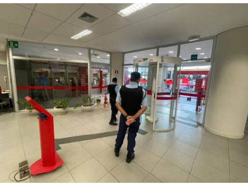 Ex-agência à venda em leilão - foto 2